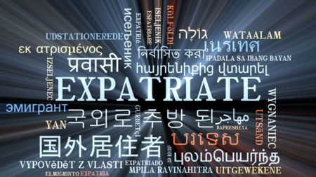 Bilde som viser hovrdan ekspatriat er skrevet på flere språk.